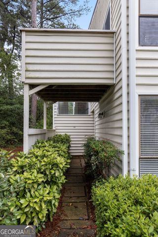 662 Serramonte Drive, Marietta, GA 30068
