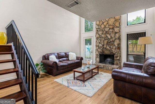 662 Serramonte Drive, Marietta, GA 30068