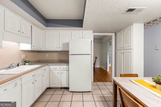 662 Serramonte Drive, Marietta, GA 30068