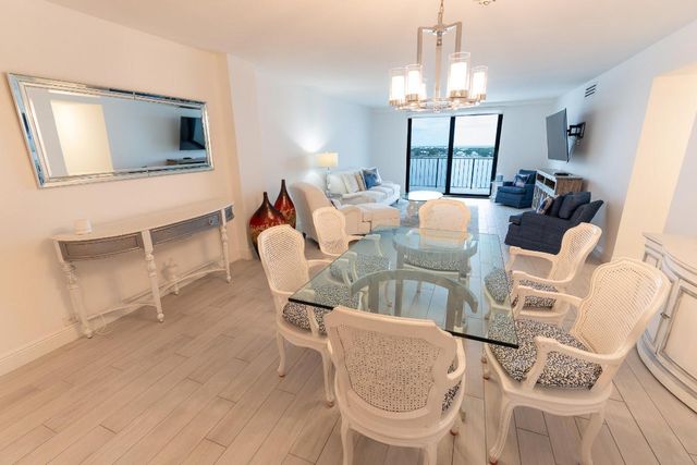 1208 Marine Way 803, North Palm Beach, FL 33408