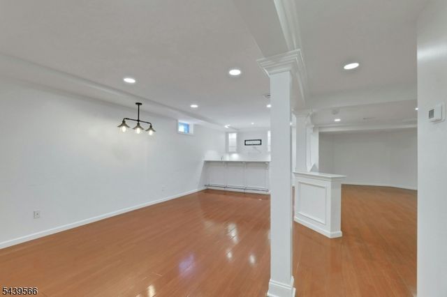 28 Serrell Dr, Montvale Boro, NJ 07645