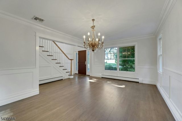 28 Serrell Dr, Montvale Boro, NJ 07645