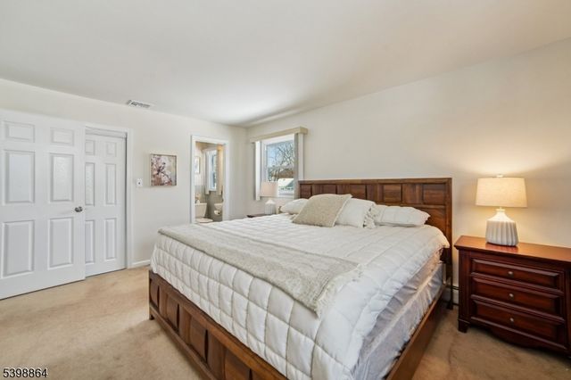 14 Crescent Dr, Parsippany-troy Hills Twp., NJ 07054