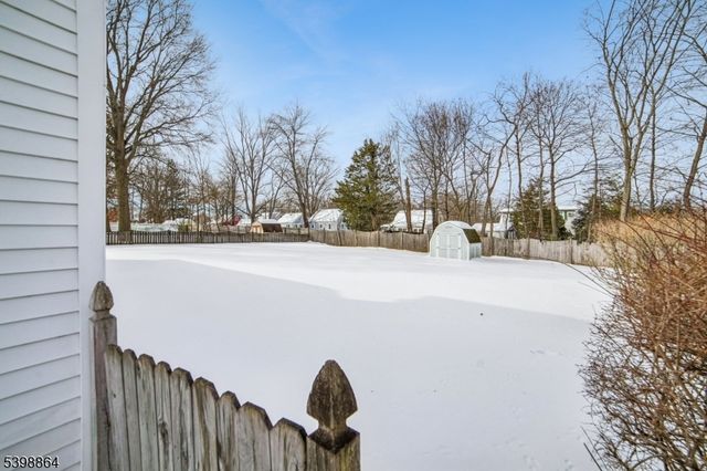 14 Crescent Dr, Parsippany-troy Hills Twp., NJ 07054