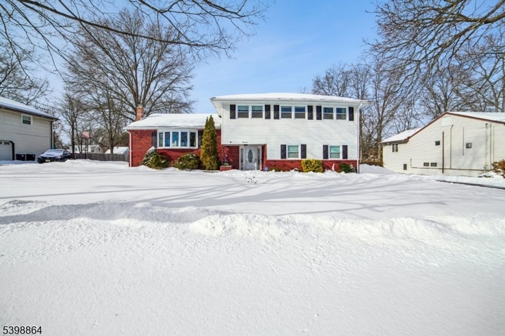 14 Crescent Dr, Parsippany-troy Hills Twp., NJ 07054