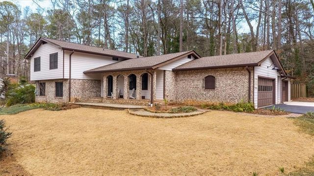 5087 Antelope Lane, Smoke Rise, GA 30087