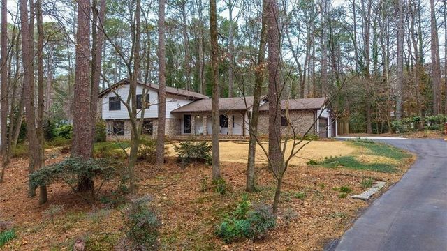 5087 Antelope Lane, Smoke Rise, GA 30087
