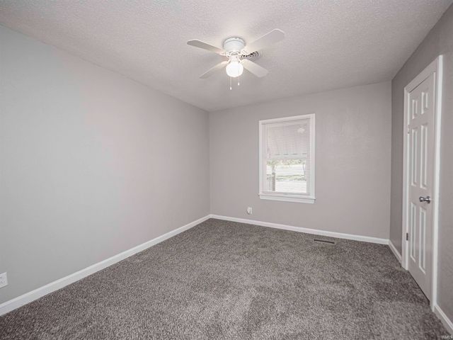 8627 New Harmony Road, Evansville, IN 47720