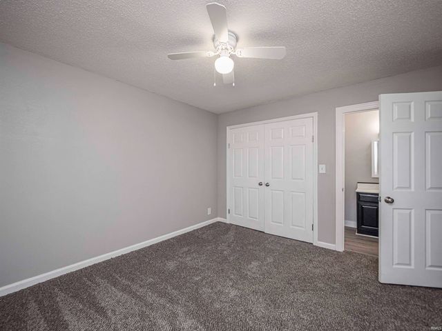 8627 New Harmony Road, Evansville, IN 47720