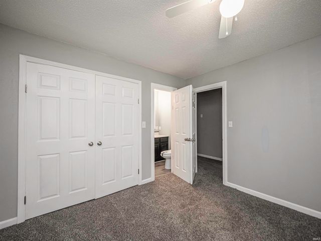 8627 New Harmony Road, Evansville, IN 47720