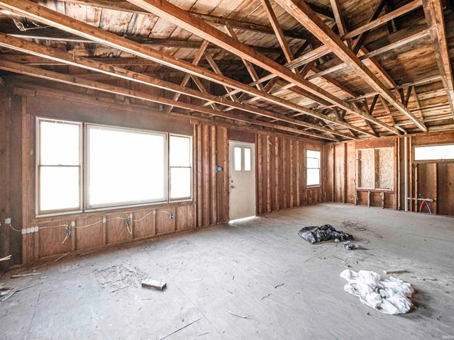 8627 New Harmony Road, Evansville, IN 47720