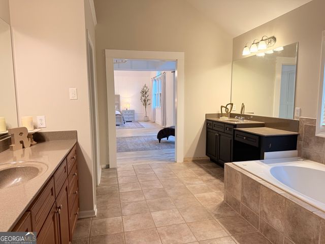 1600 Reddstone Close, Milton, GA 30004