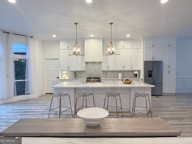 1600 Reddstone Close, Milton, GA 30004