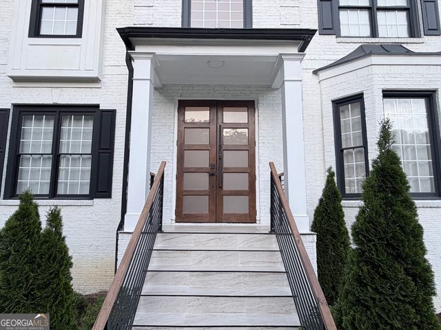 1600 Reddstone Close, Milton, GA 30004