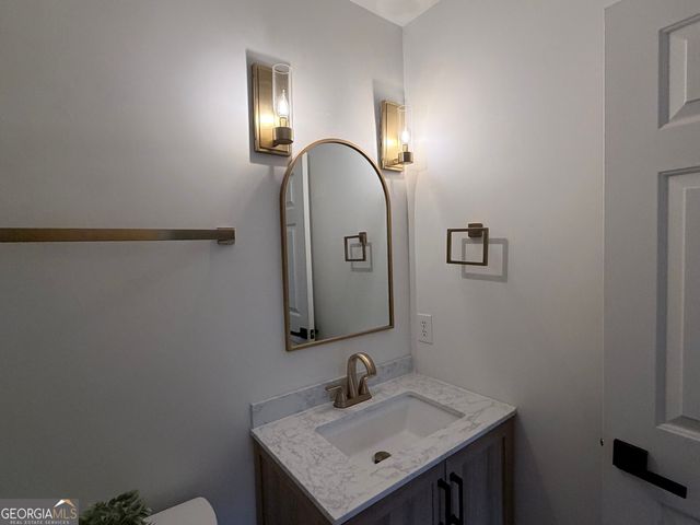 1600 Reddstone Close, Milton, GA 30004