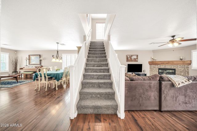 12816 N 57TH Avenue, Glendale, AZ 85304