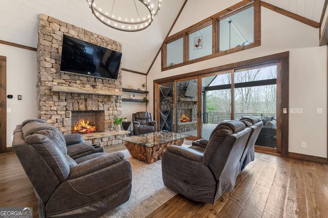 101 Bennett Springs Court, Mineral Bluff, GA 30559