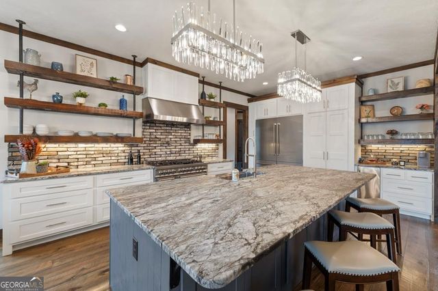 101 Bennett Springs Court, Mineral Bluff, GA 30559