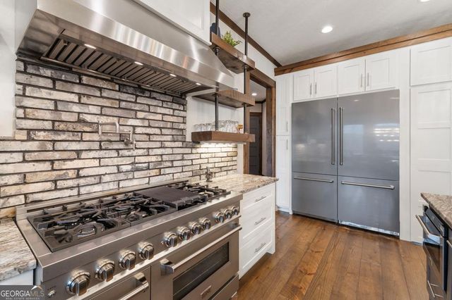 101 Bennett Springs Court, Mineral Bluff, GA 30559