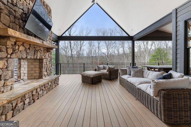 101 Bennett Springs Court, Mineral Bluff, GA 30559