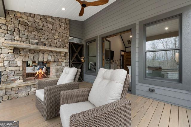 101 Bennett Springs Court, Mineral Bluff, GA 30559