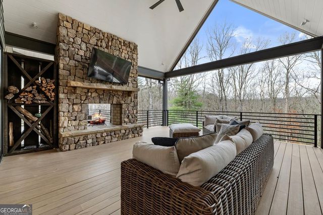 101 Bennett Springs Court, Mineral Bluff, GA 30559