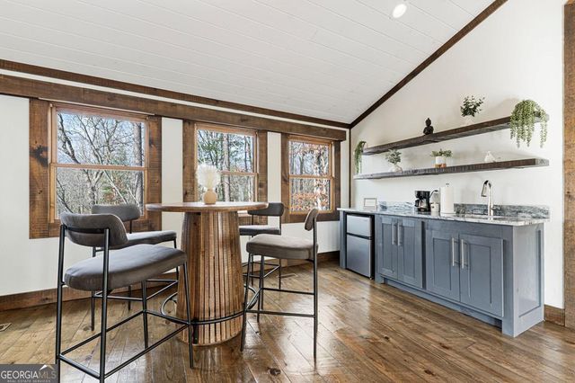 101 Bennett Springs Court, Mineral Bluff, GA 30559