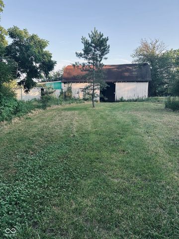 1751 W 261st Street, Sheridan, IN 46069