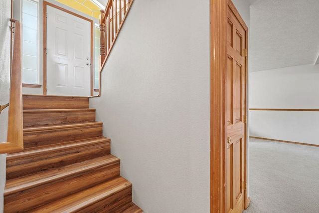 6831 N Cambridge Ln, Spokane, WA 99208