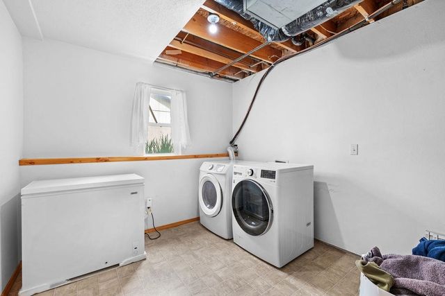 6831 N Cambridge Ln, Spokane, WA 99208