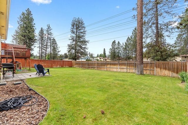 6831 N Cambridge Ln, Spokane, WA 99208