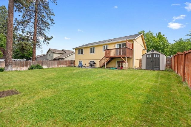 6831 N Cambridge Ln, Spokane, WA 99208