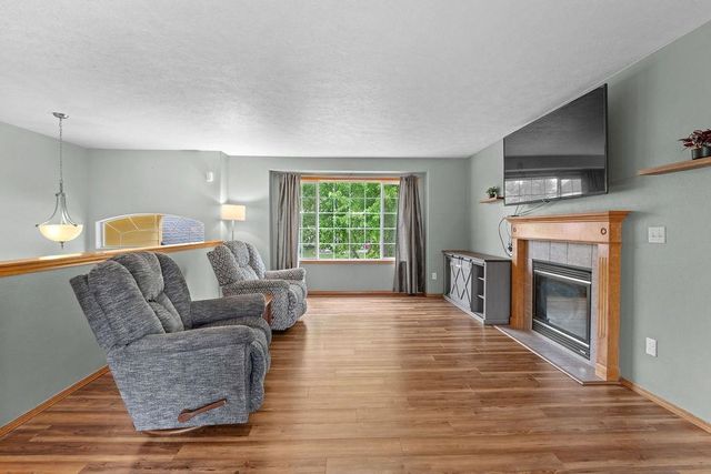 6831 N Cambridge Ln, Spokane, WA 99208