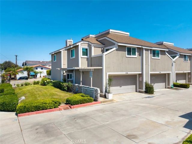 5588 Orange Avenue, Cypress, CA 90630