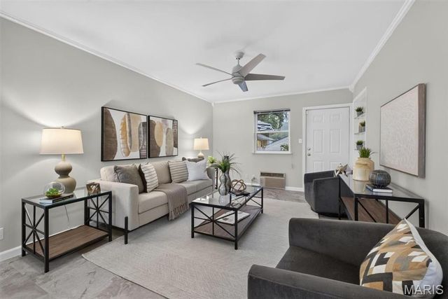 223 Woodridge Road, Kirkwood, MO 63122