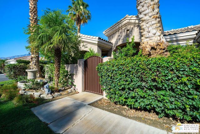 47925 Via Livorno, La Quinta, CA 92253