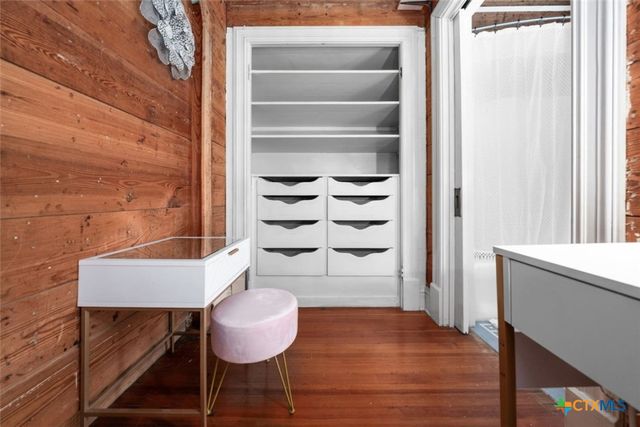 445 N Wall Street, Belton, TX 76513