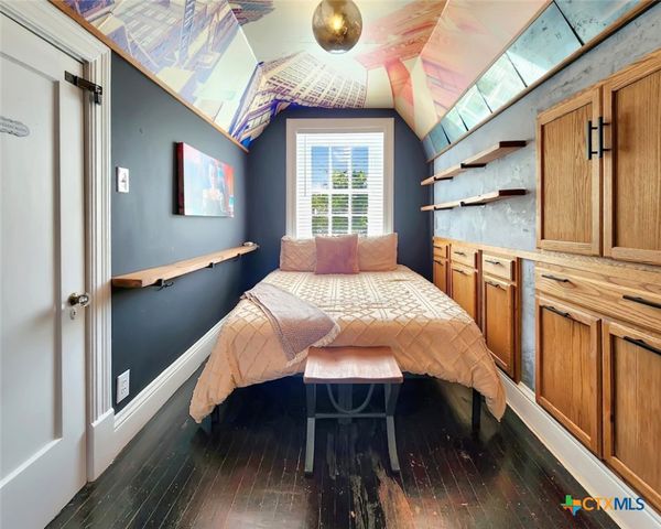 445 N Wall Street, Belton, TX 76513