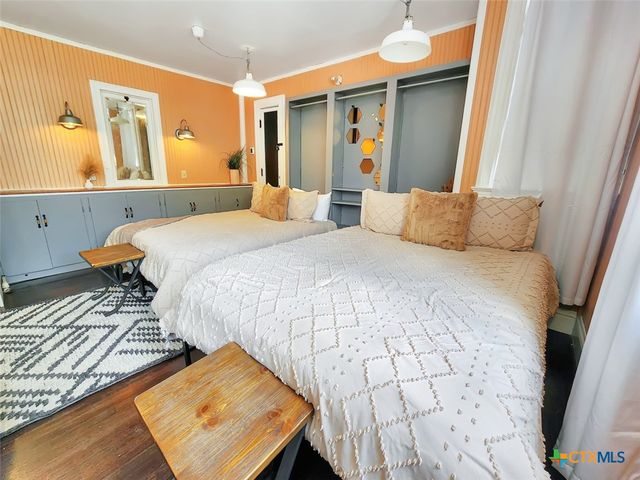 445 N Wall Street, Belton, TX 76513