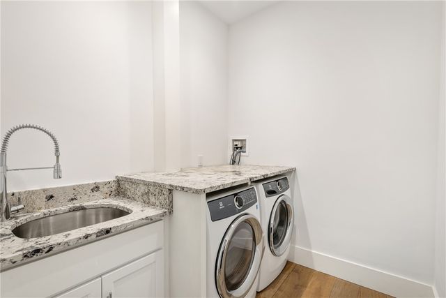 24 School Street, Newport, RI 02840