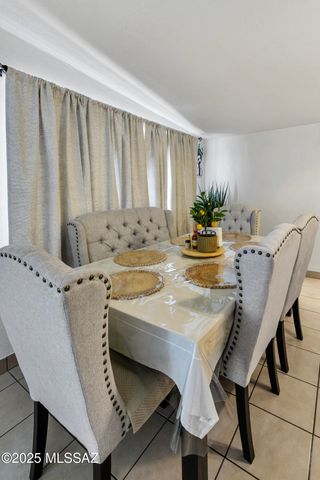 2155 W Calle Cusco, Tucson, AZ 85705