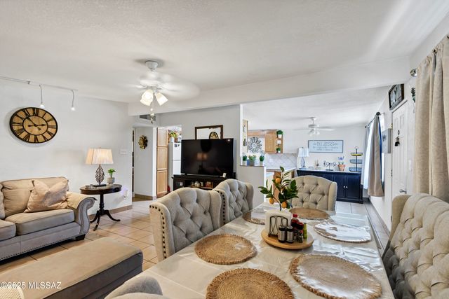 2155 W Calle Cusco, Tucson, AZ 85705