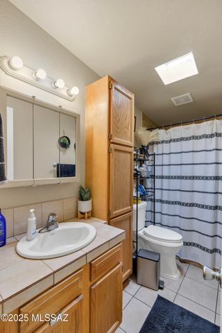 2155 W Calle Cusco, Tucson, AZ 85705