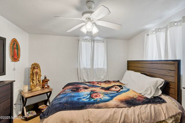 2155 W Calle Cusco, Tucson, AZ 85705