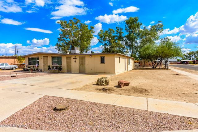 2155 W Calle Cusco, Tucson, AZ 85705