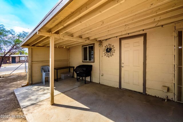 2155 W Calle Cusco, Tucson, AZ 85705