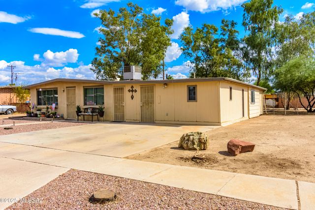 2155 W Calle Cusco, Tucson, AZ 85705