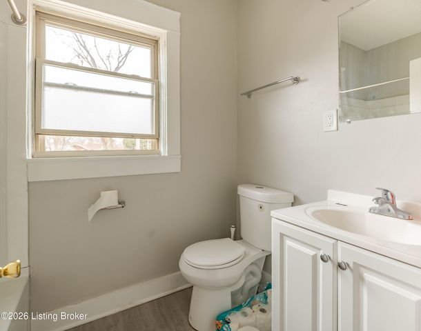 126 N Longworth Ave, Louisville, KY 40212