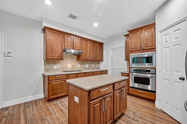 10402 Sage Dock Court, Houston, TX 77089