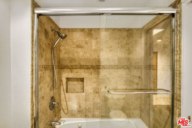 13331 Moorpark Street 352, Sherman Oaks, CA 91423